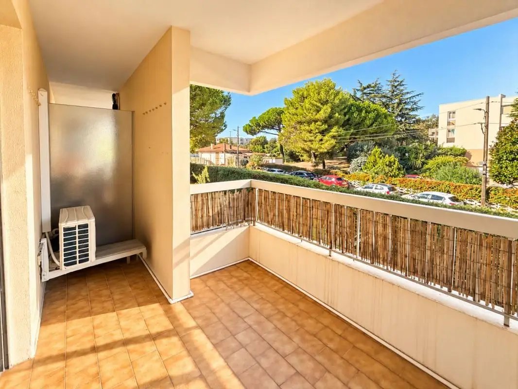Appartement à louer, 23m², Antibes