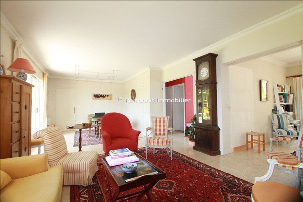 Maison à louer, 220m², La Celle-Saint-Cloud