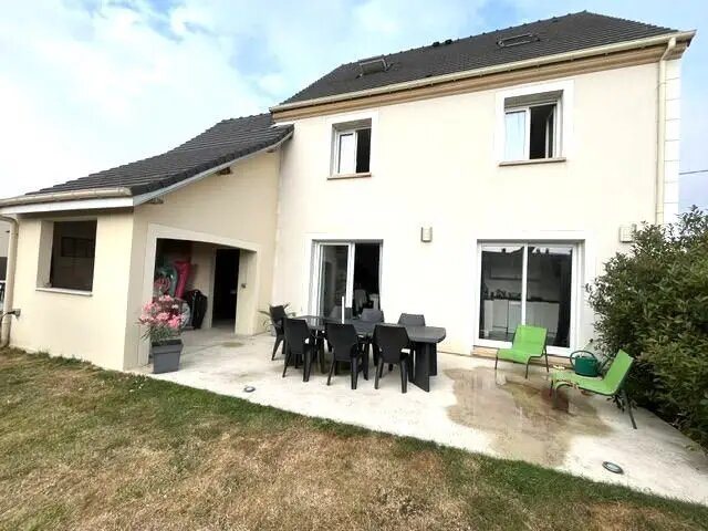 Maison à vendre, 134m², Ully-Saint-Georges