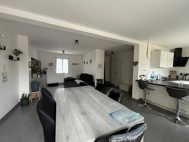 Maison à vendre, 134m², Ully-Saint-Georges