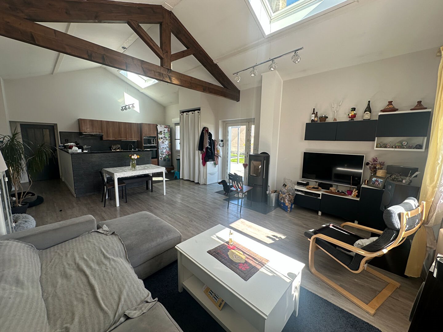 Maison à vendre, 102m², Saint-Genis-les-Ollières