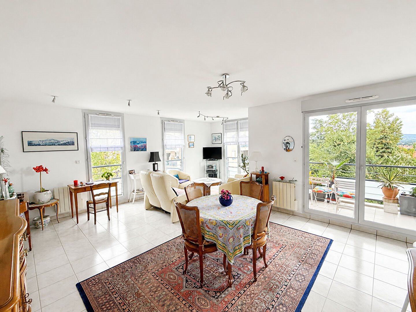 Appartement à vendre, 83m², Saint-Genis-les-Ollières