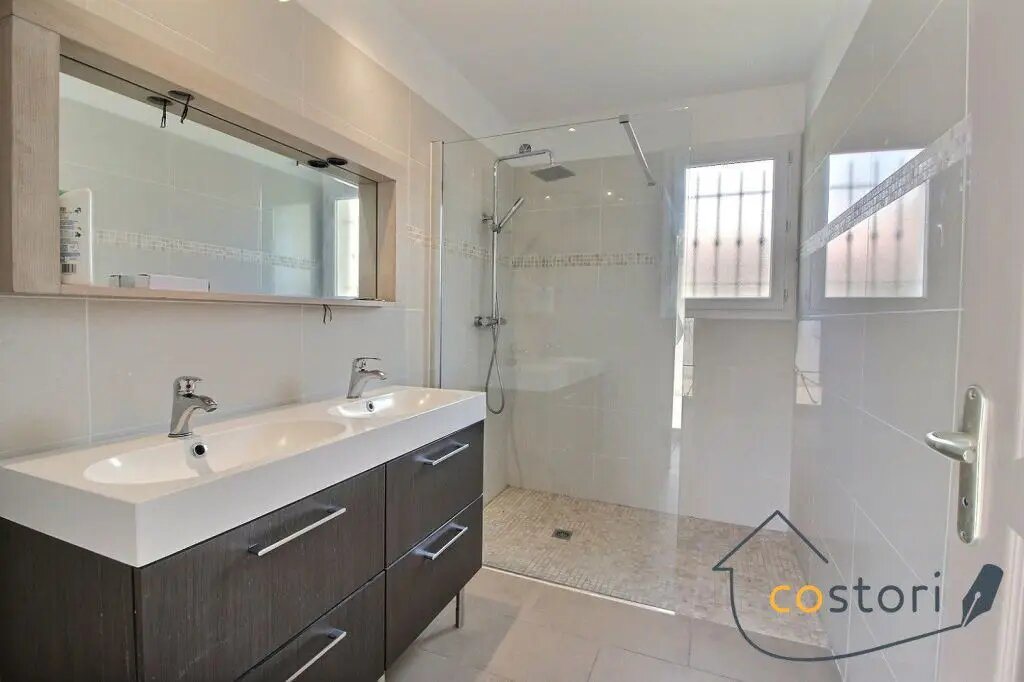 Maison à louer, 119m², Lorgues