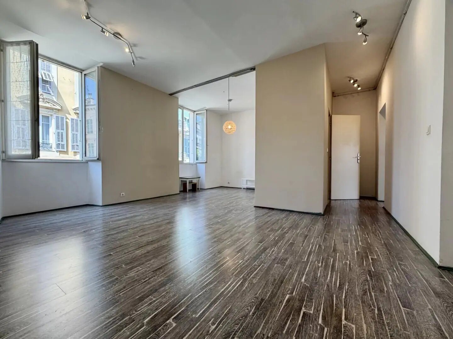 Appartement à louer, 65m², Nice