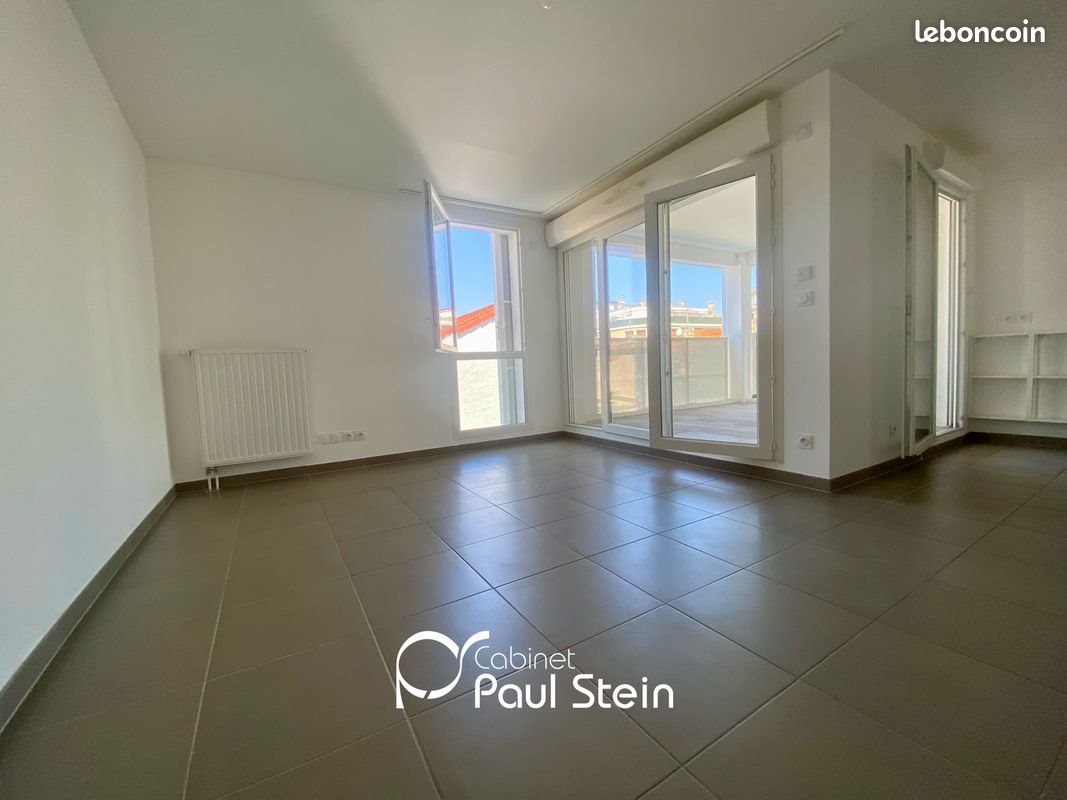 Appartement à louer, 46m², Marseille 8ème