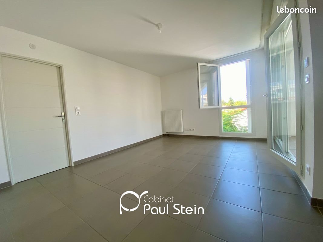 Appartement à louer, 46m², Marseille 8ème