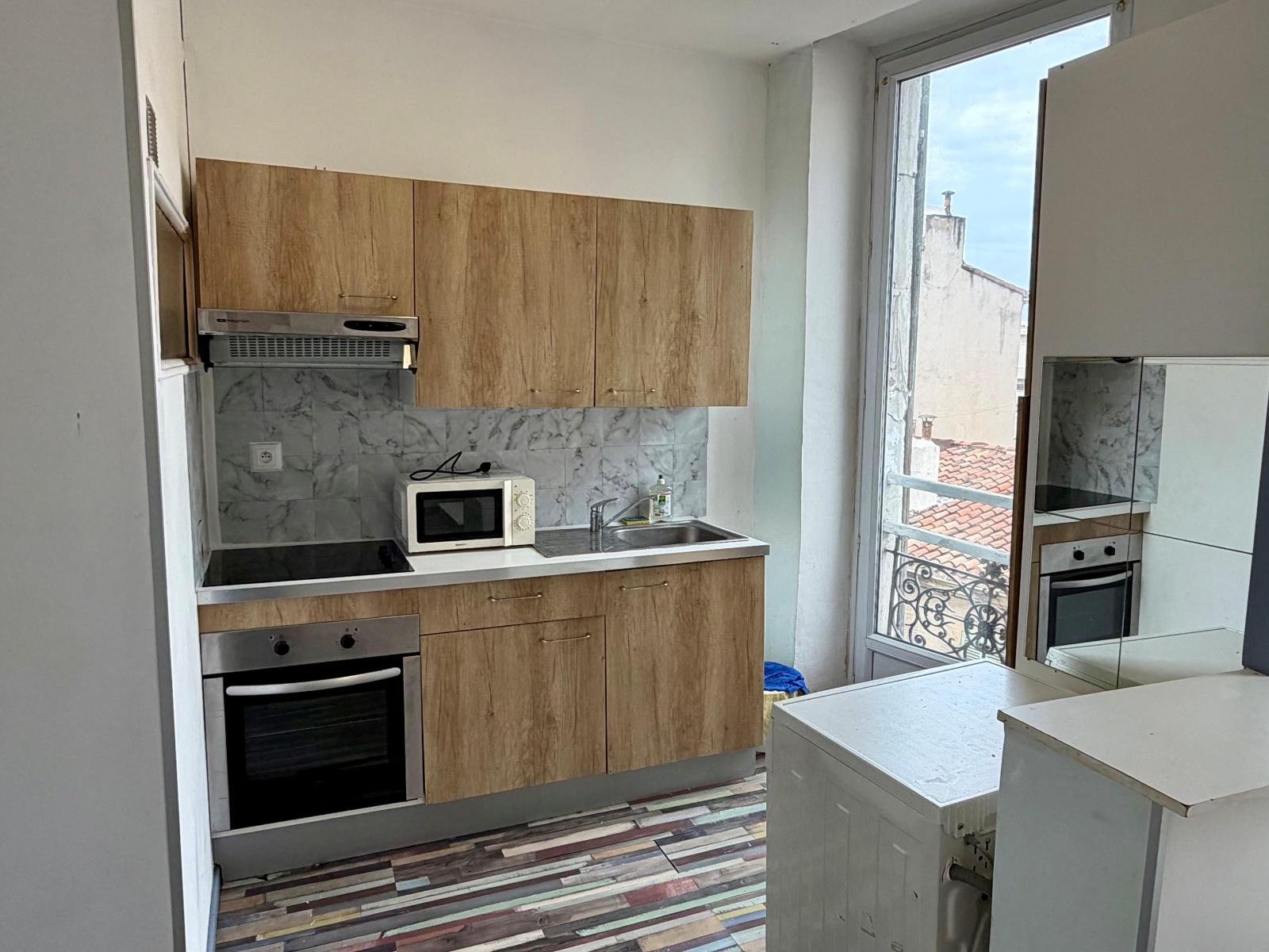 Appartement à louer, 28m², Marseille 5ème