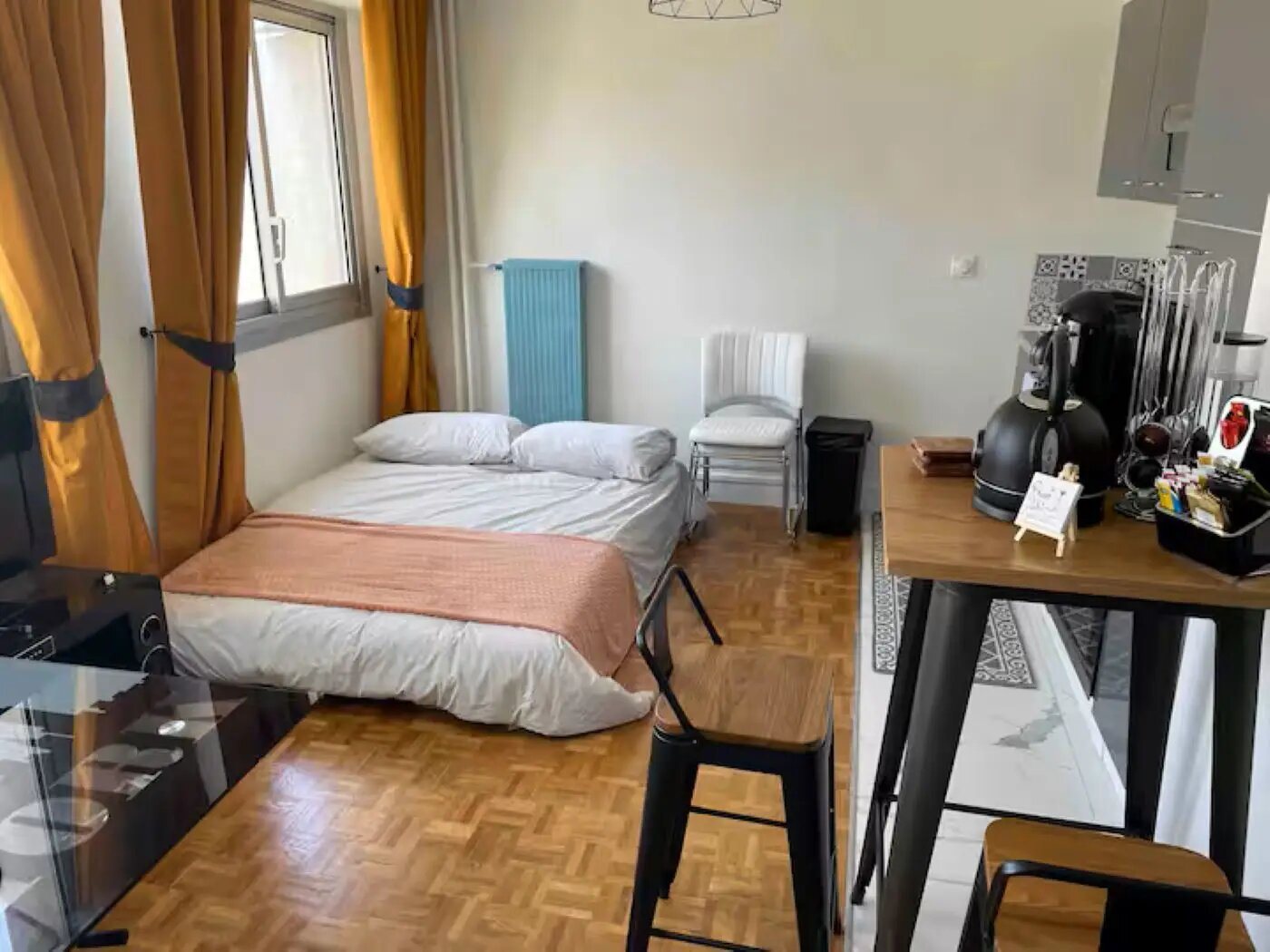 Appartement à louer, 33m², Courbevoie