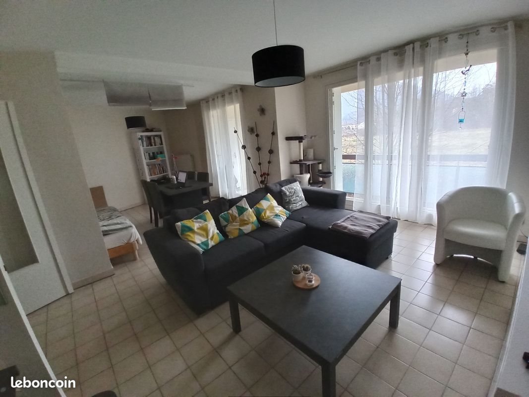 Appartement à louer, 82m², Vif