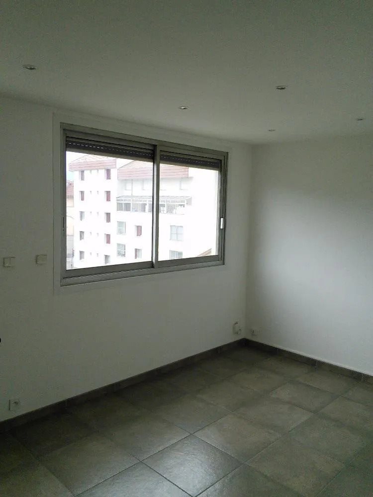 Appartement à louer, 31m², Fontaine