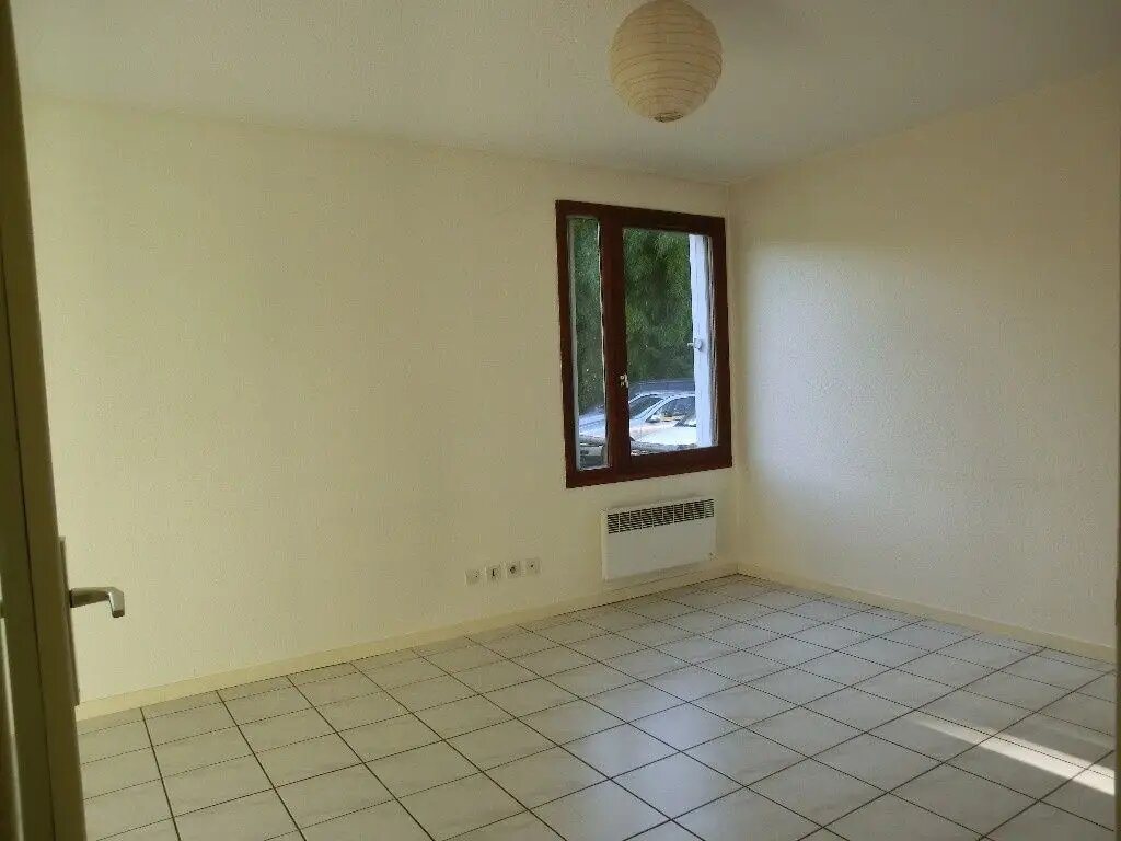 Appartement à louer, 26m², Gières