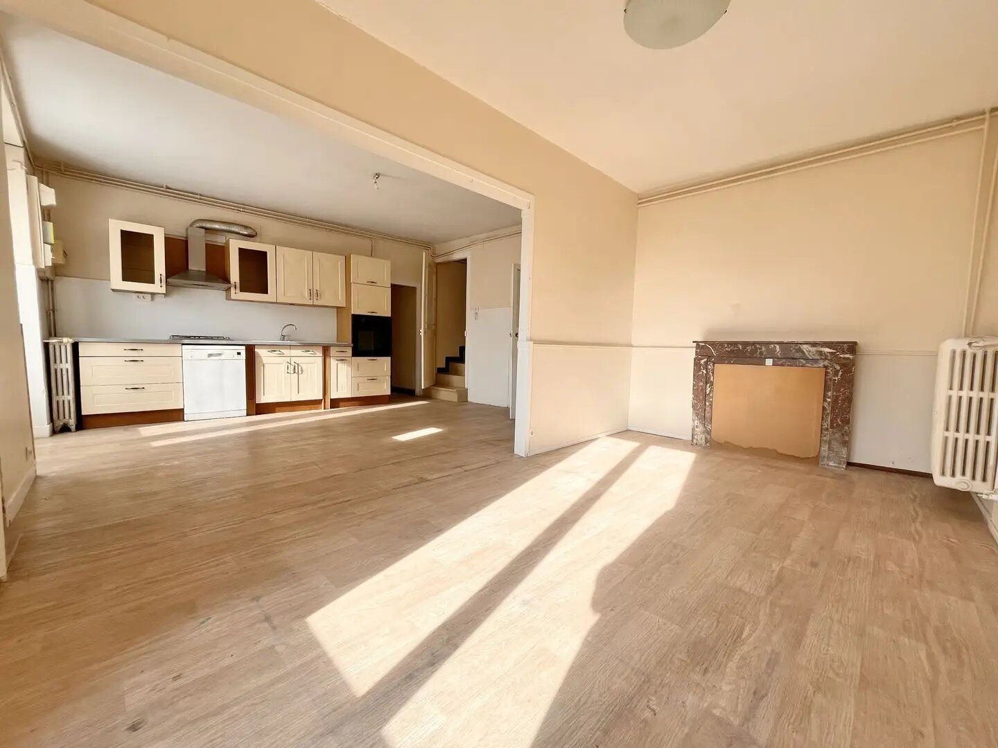 Maison à vendre, 114m², Saint-Nazaire-les-Eymes