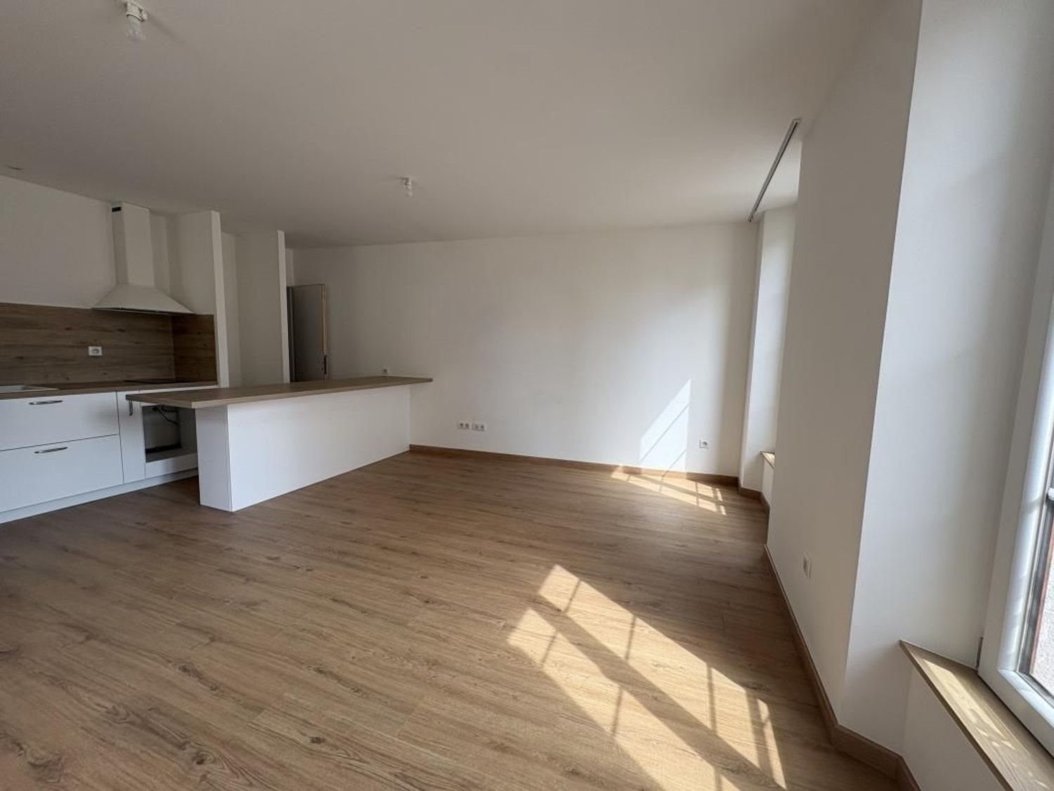 Appartement à louer, 54m², Riez