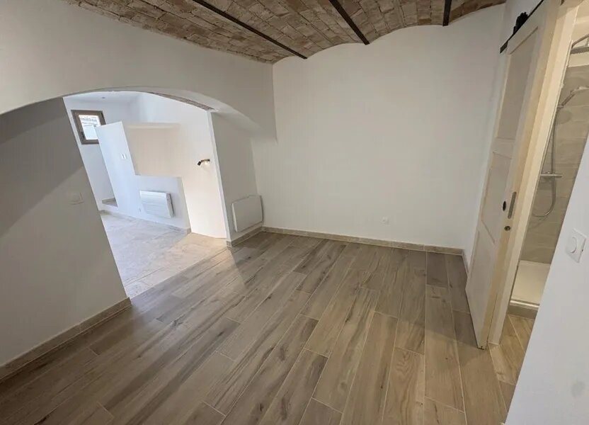 Appartement à louer, 29m², Allemagne-en-Provence