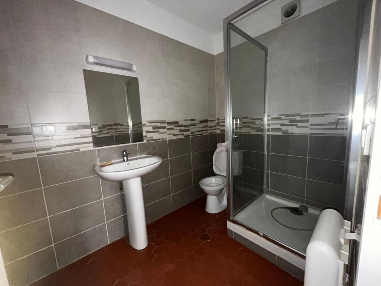 Appartement à louer, 28m², Riez