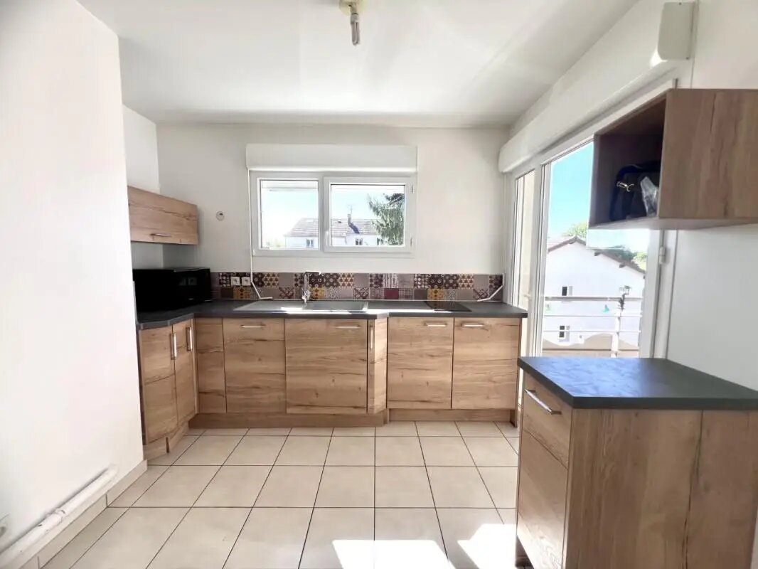 Appartement à louer, 56m², Meximieux