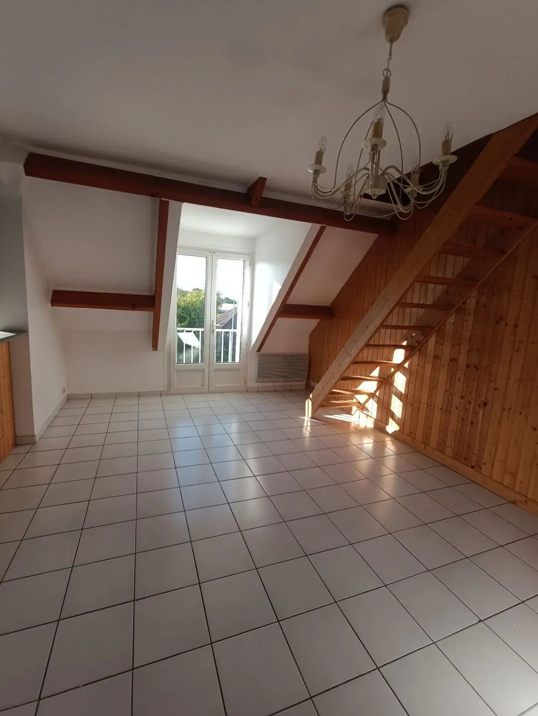 Appartement à louer, 89m², Lardy