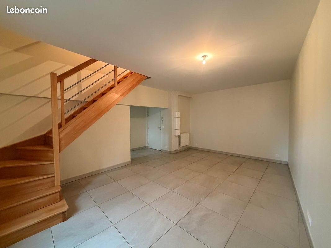 Appartement à louer, 55m², Etréchy
