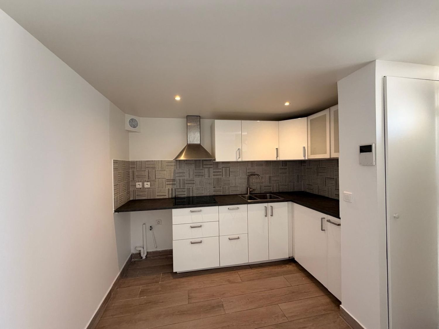 Appartement à louer, 53m², Cerny
