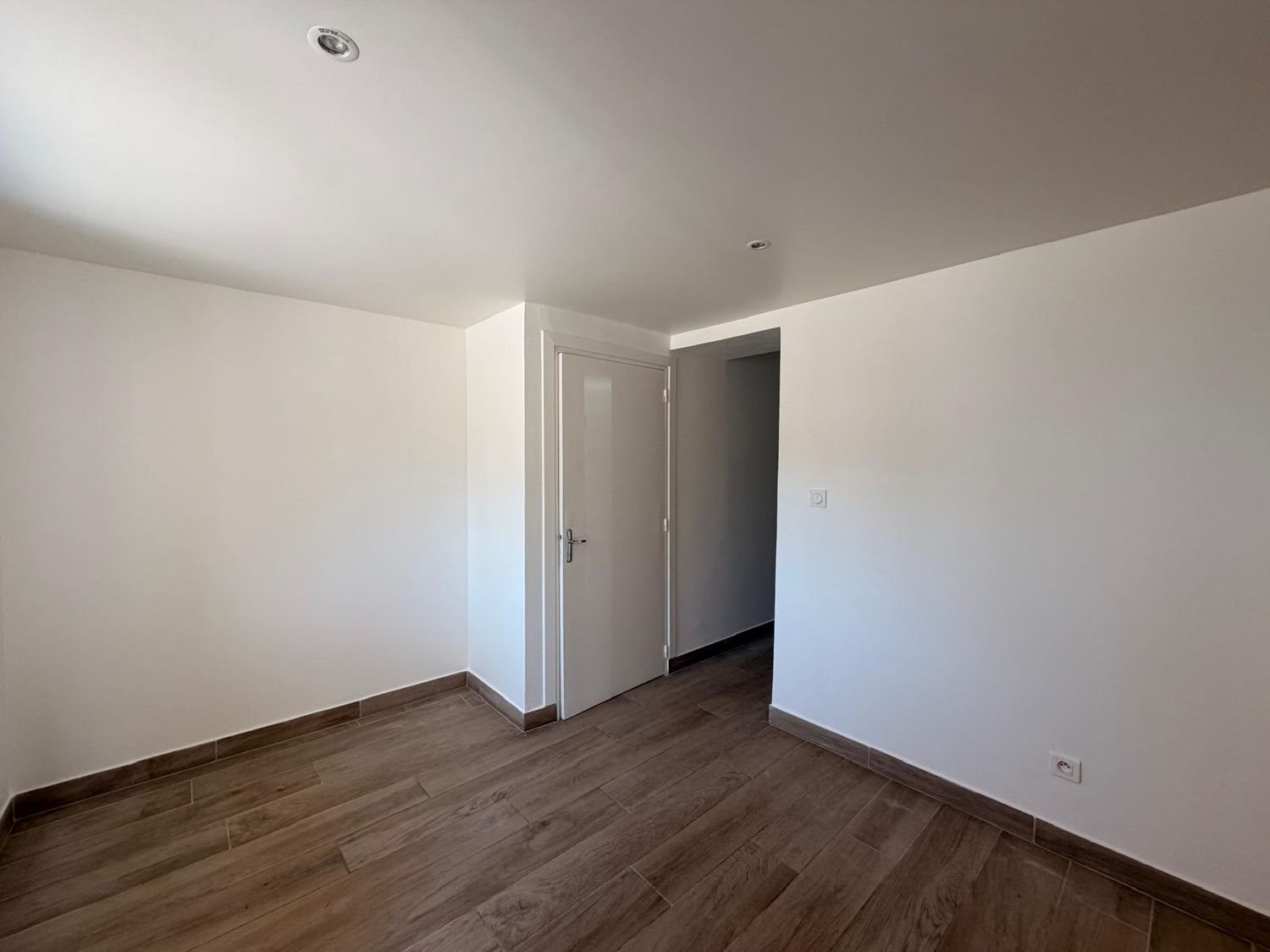 Appartement à louer, 53m², Cerny