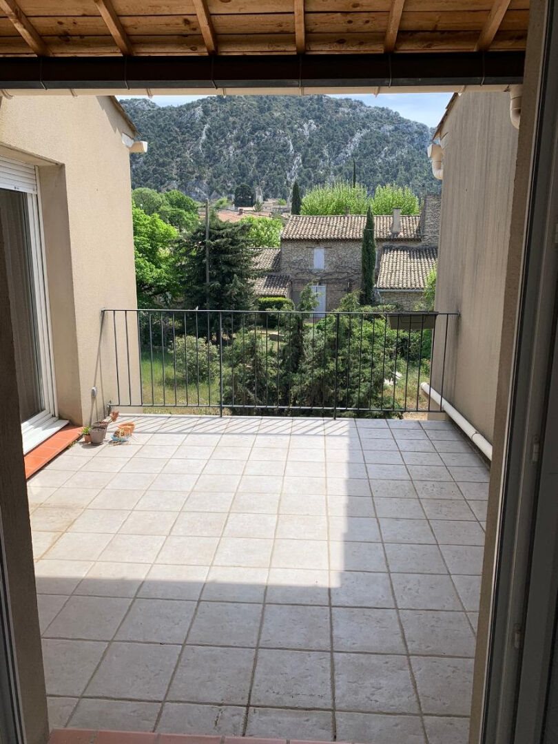 Appartement à louer, 60m², Robion