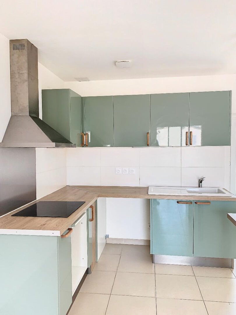 Appartement à louer, 75m², Cheval-Blanc