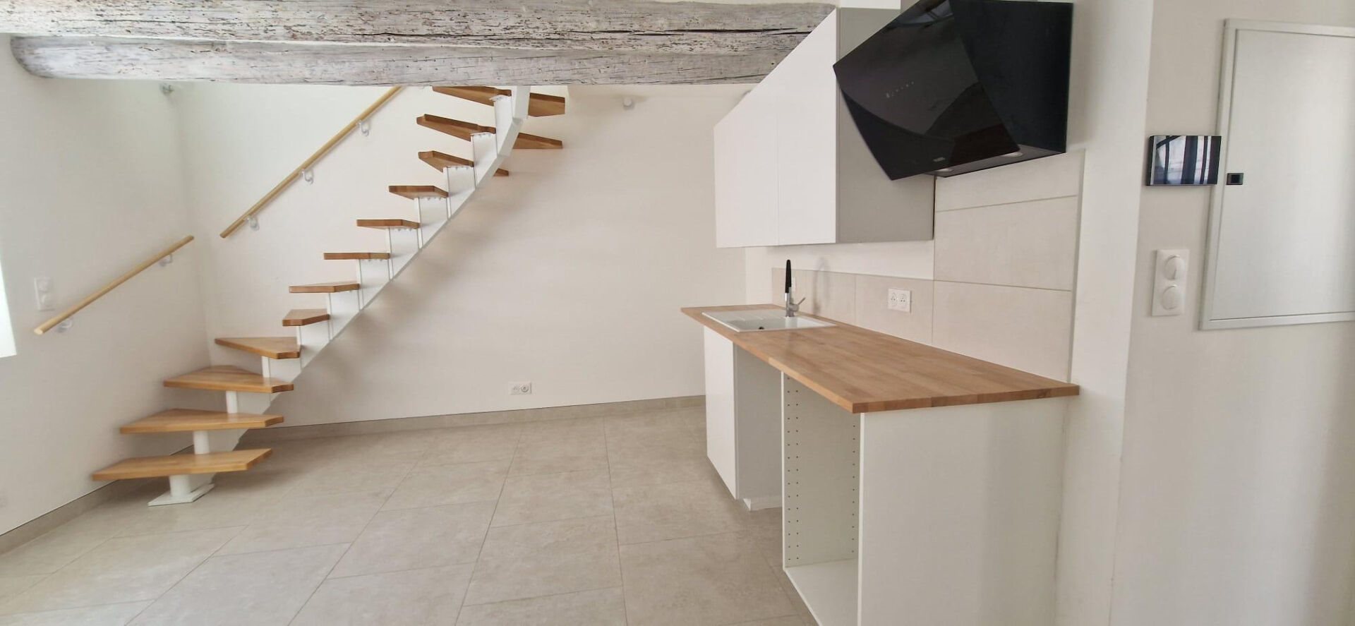 Maison à louer, 37m², Caumont-sur-Durance