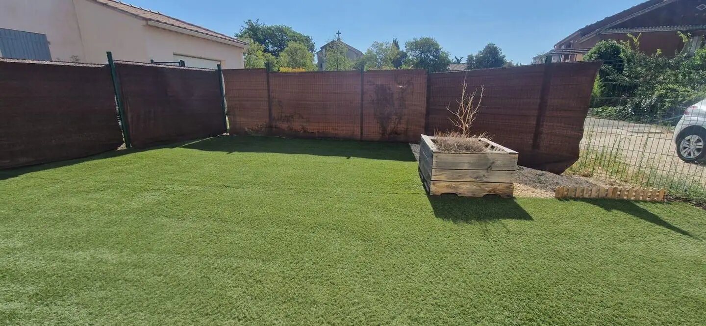 Maison à louer, 66m², Oppède
