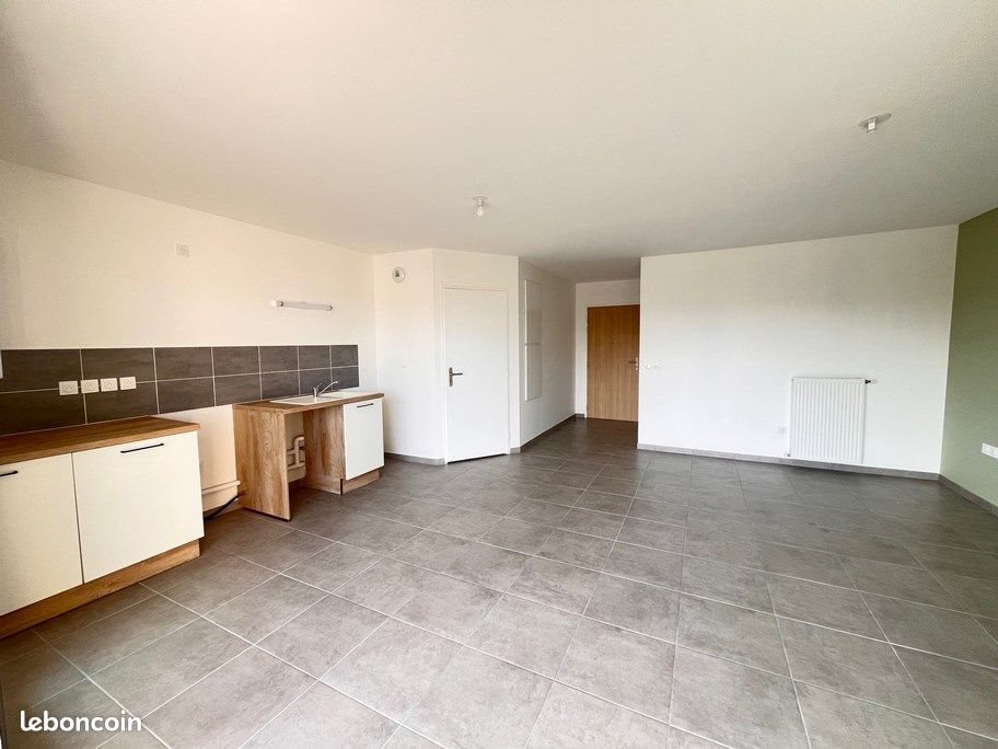 Appartement à louer, 68m², Pont-de-l'Isère