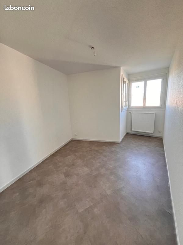 Appartement à louer, 85m², Valence