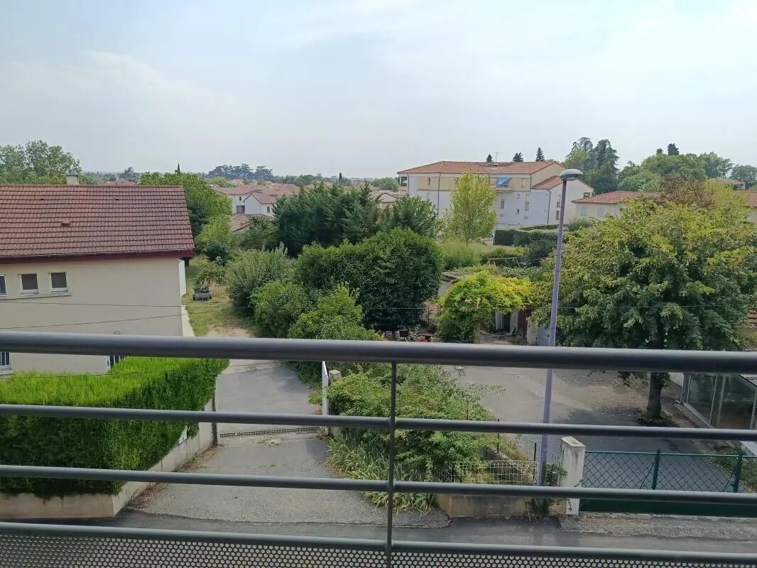 Appartement à louer, 90m², Mours-Saint-Eusèbe