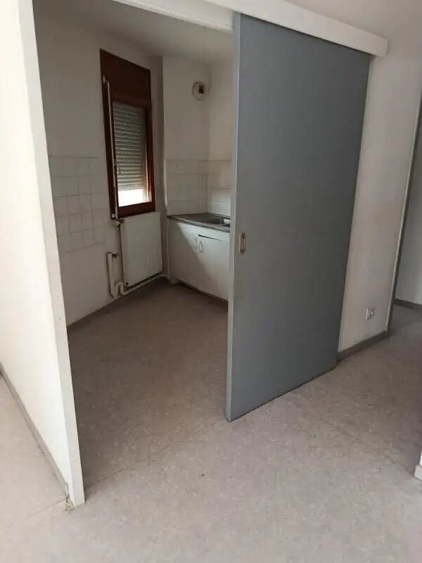 Appartement à louer, 90m², Mours-Saint-Eusèbe
