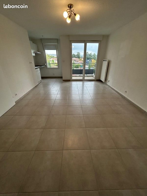 Appartement à louer, 42m², L'Isle-d'Abeau