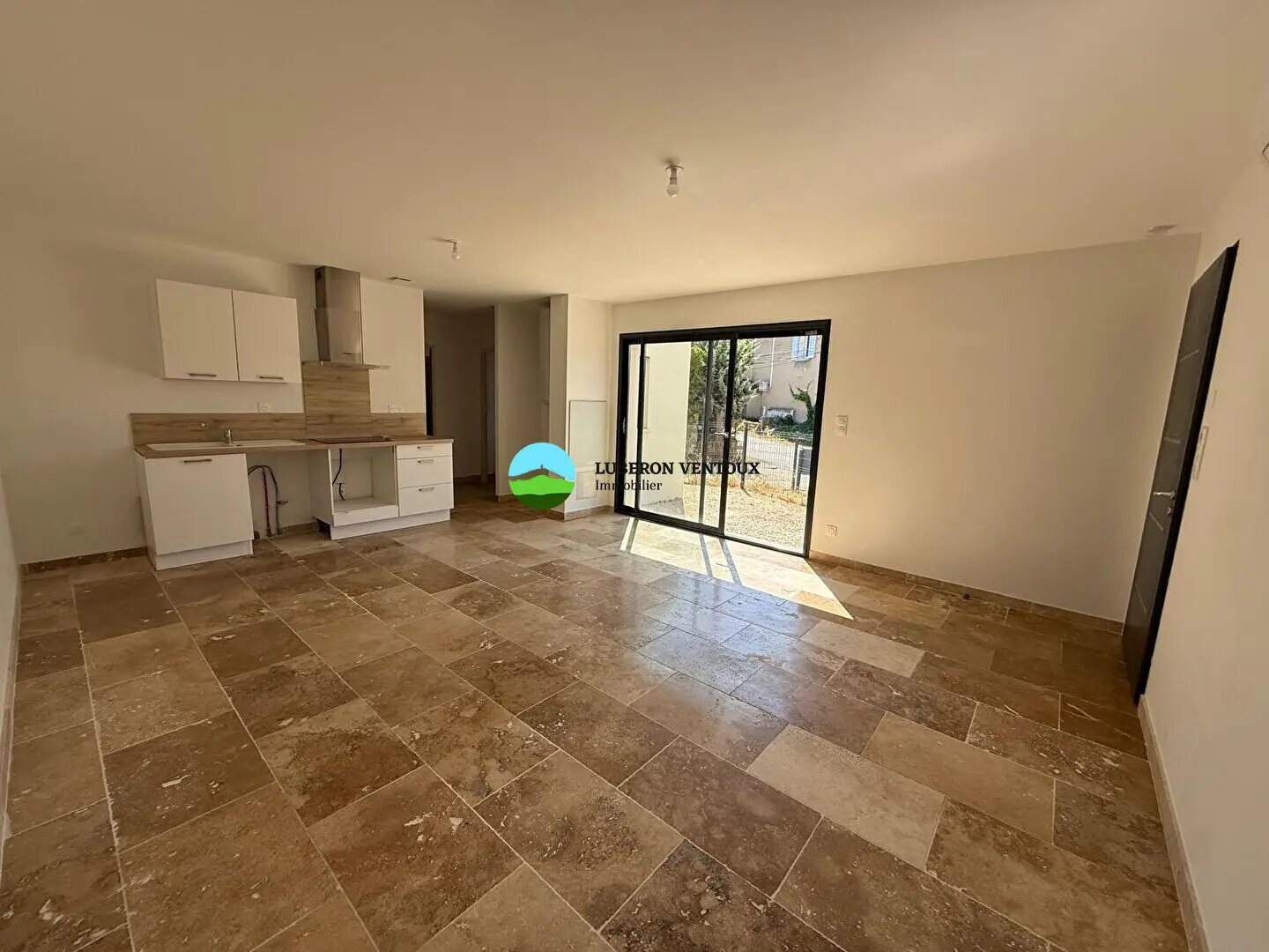 Appartement à louer, 62m², Caromb