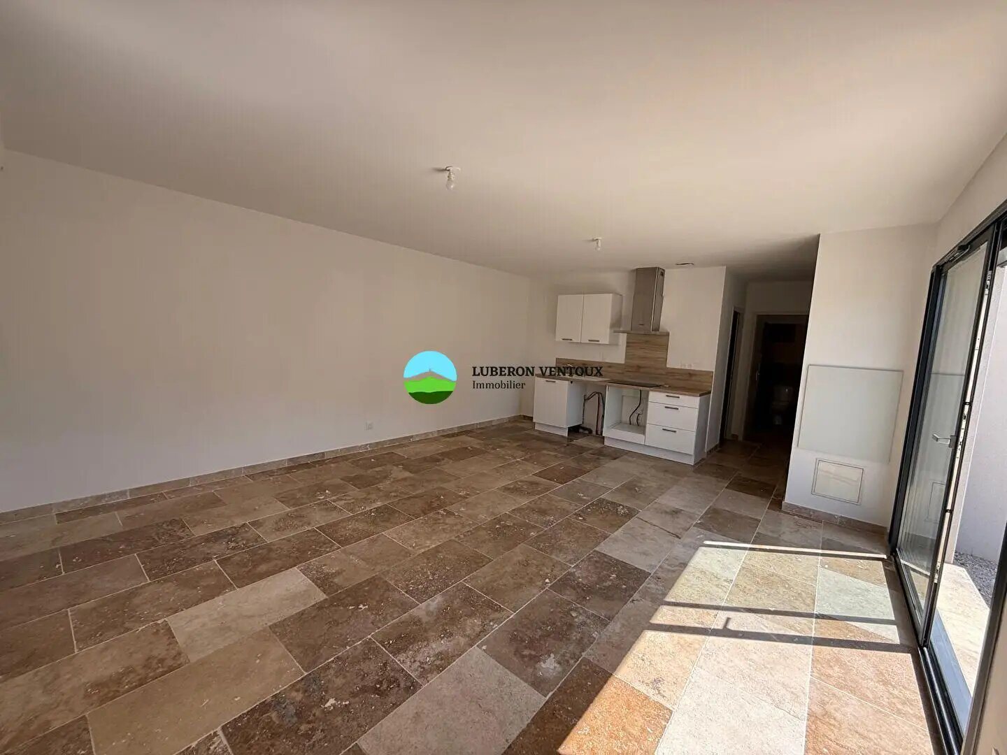 Appartement à louer, 62m², Caromb