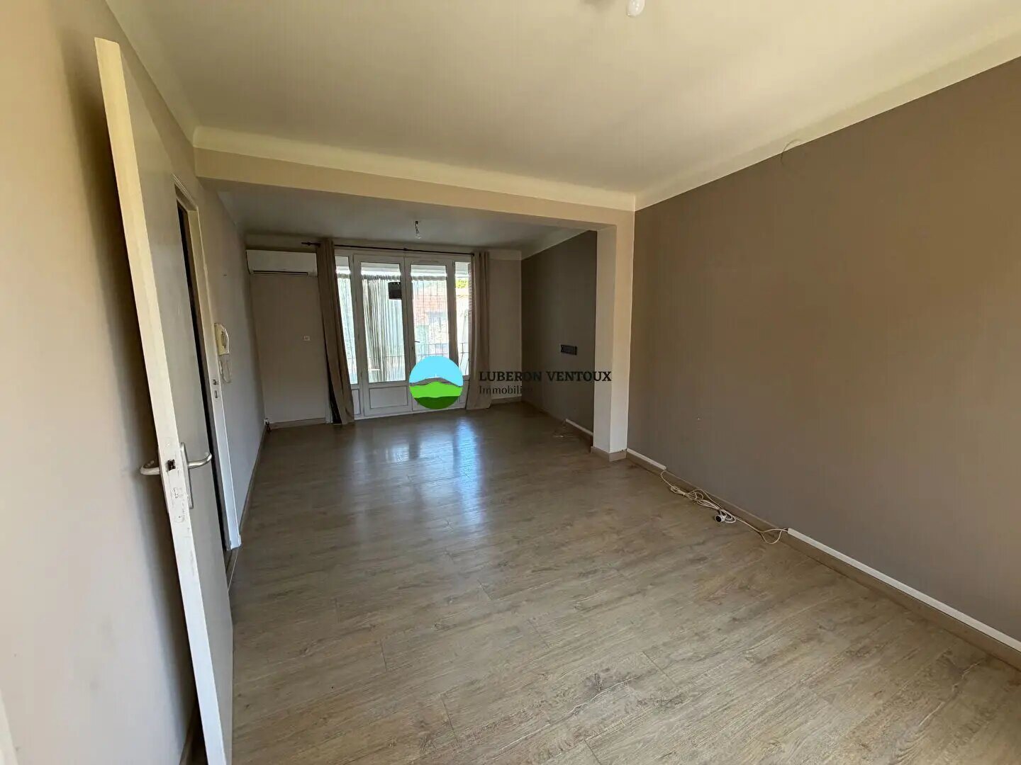 Appartement à louer, 91m², Mazan