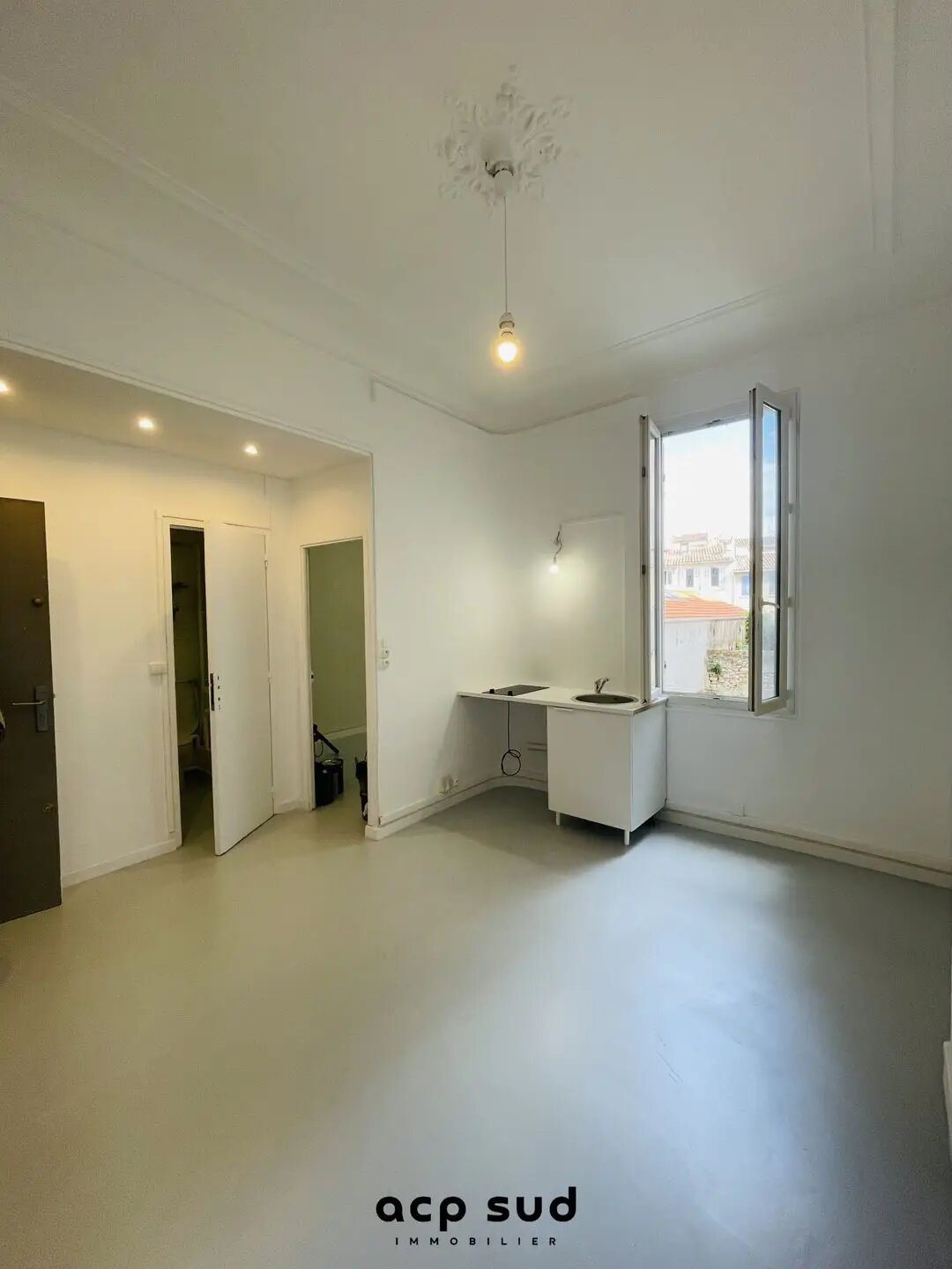 Appartement à louer, 28m², Marseille 5ème