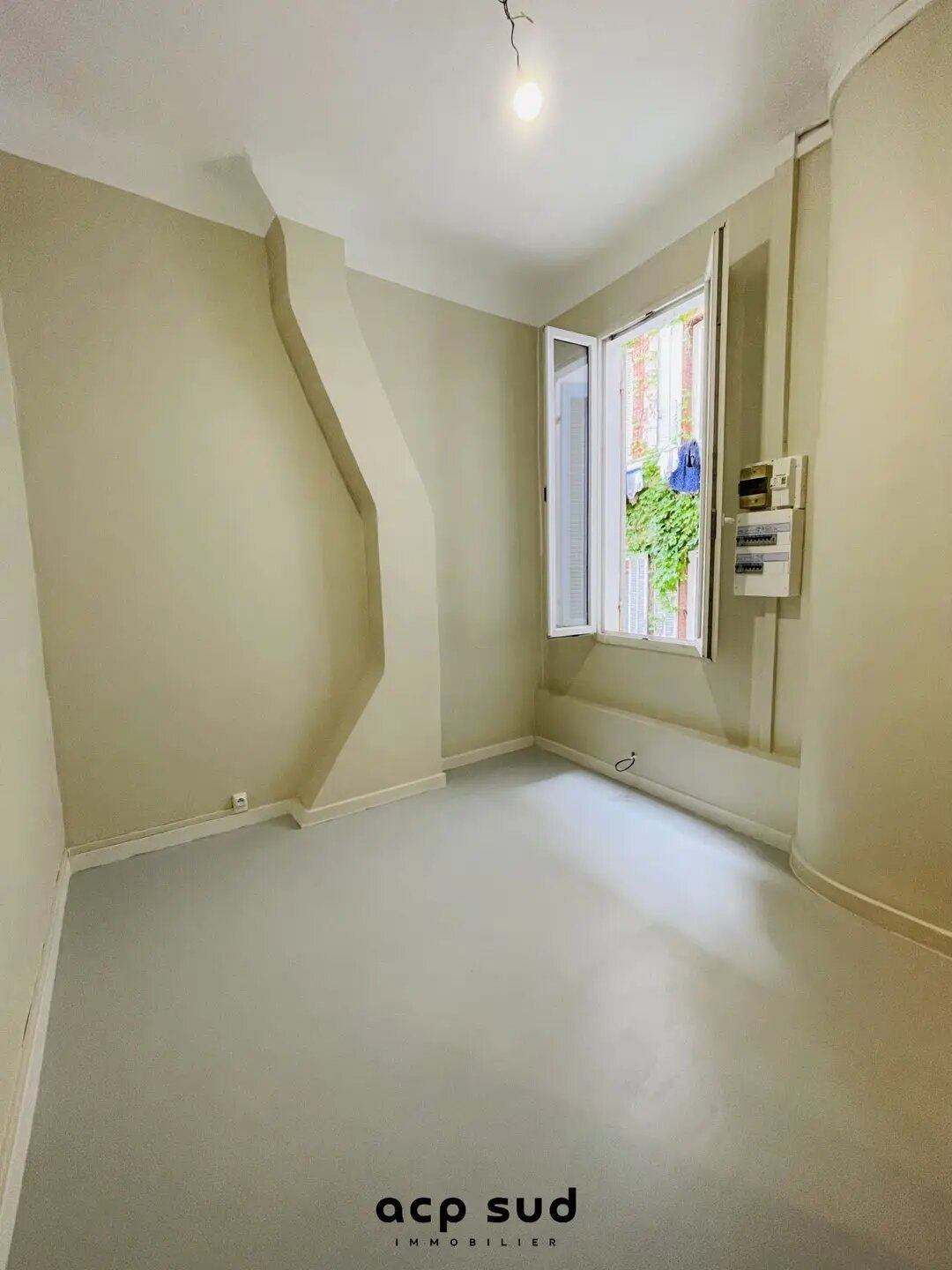 Appartement à louer, 28m², Marseille 5ème