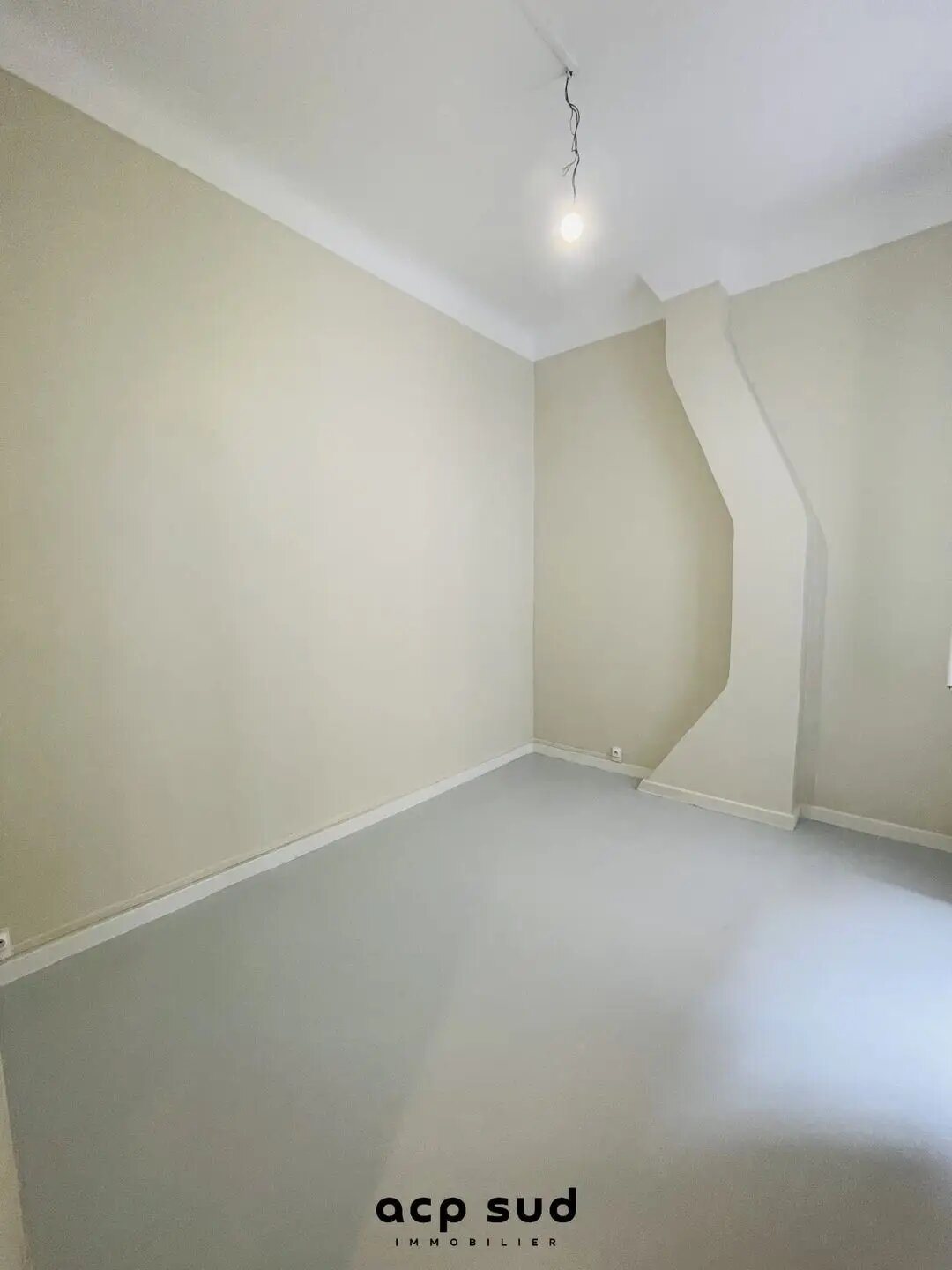 Appartement à louer, 28m², Marseille 5ème