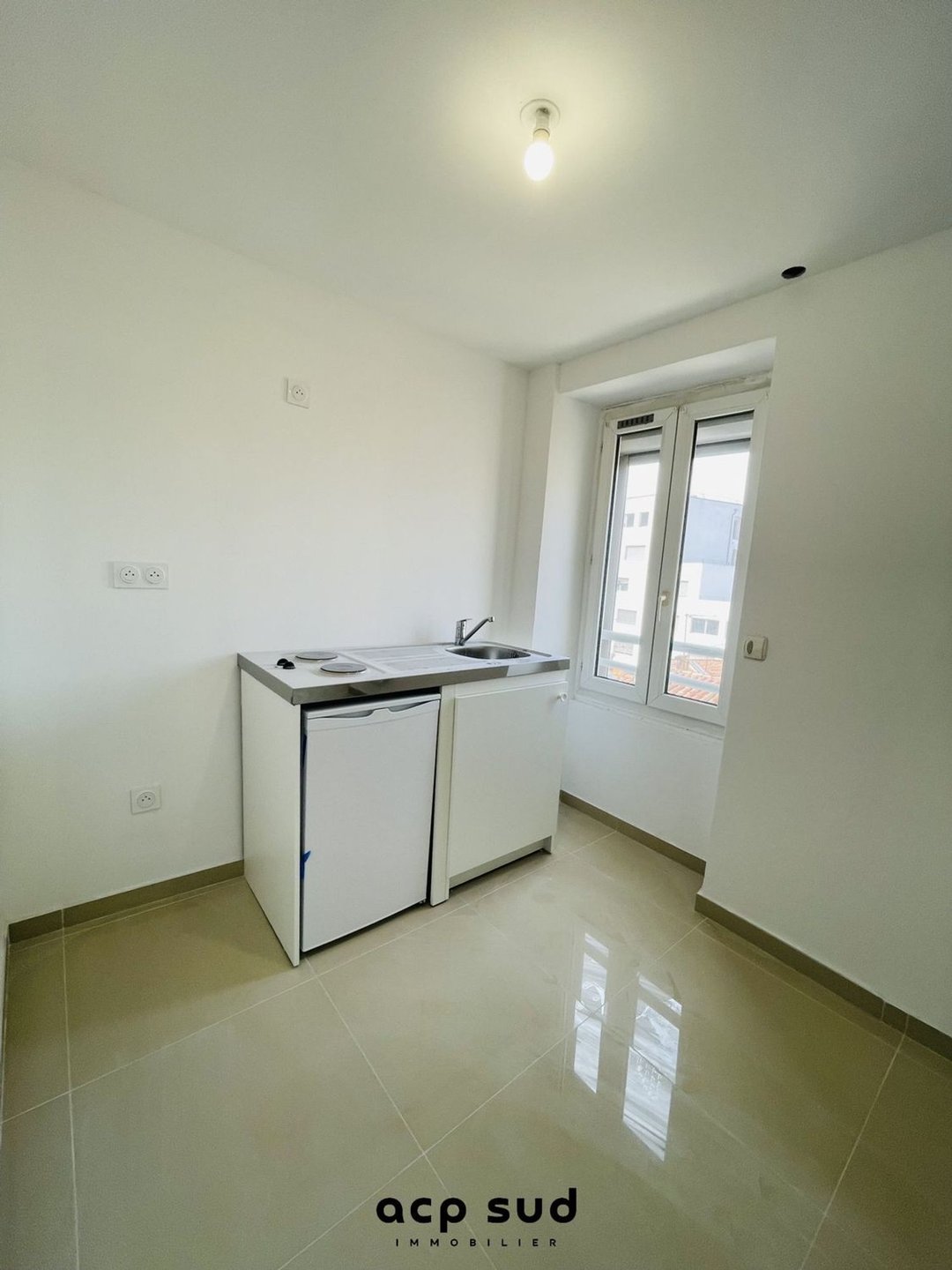 Appartement à louer, 20m², Marseille 8ème