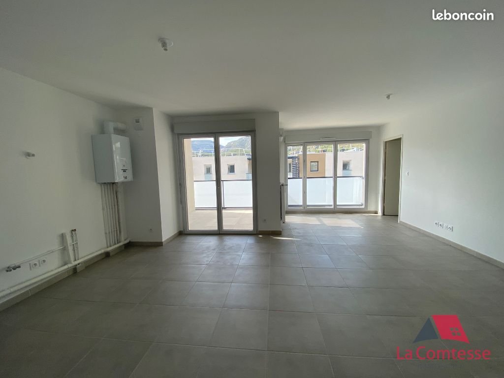 Appartement à louer, 53m², Roquevaire