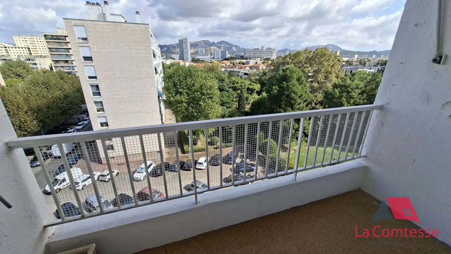 Appartement à louer, 58m², Marseille 8ème