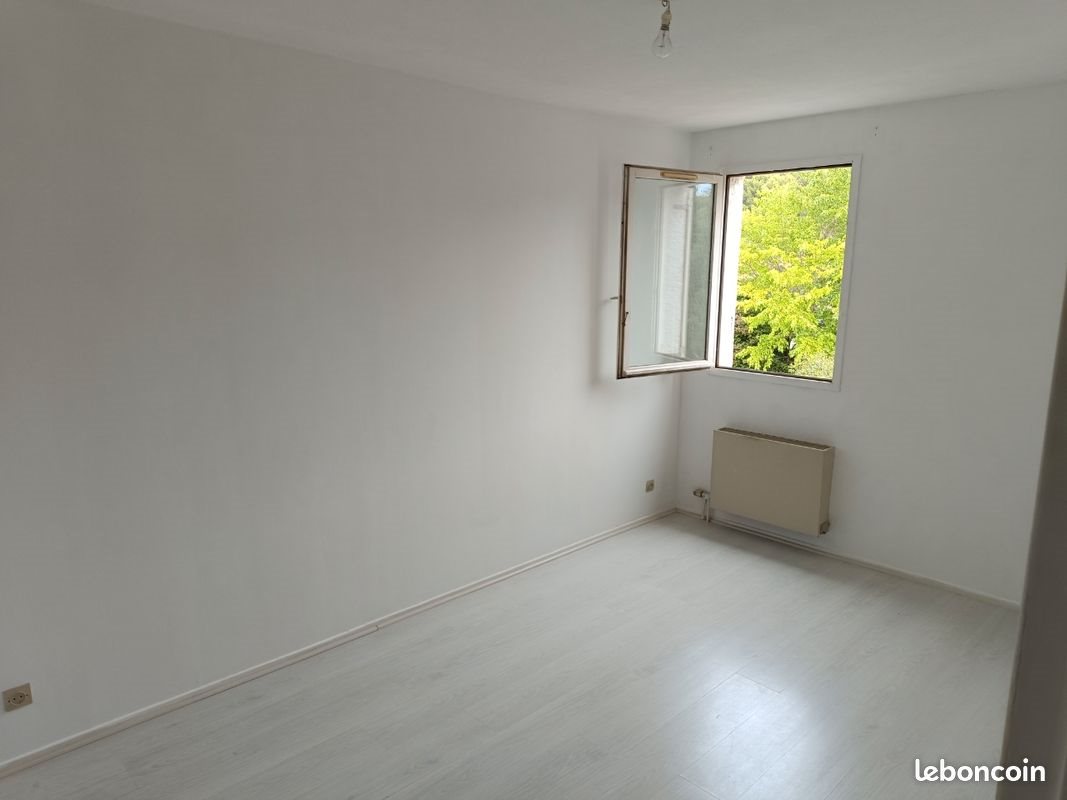 Appartement à louer, 67m², Istres