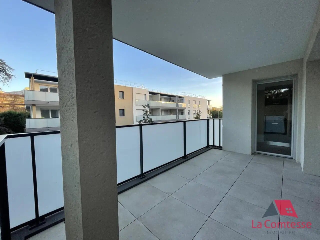 Appartement à louer, 65m², Roquevaire