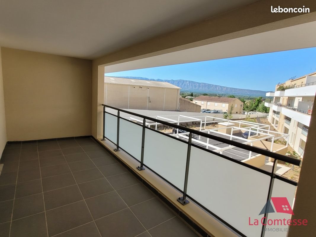 Appartement à louer, 56m², Trets