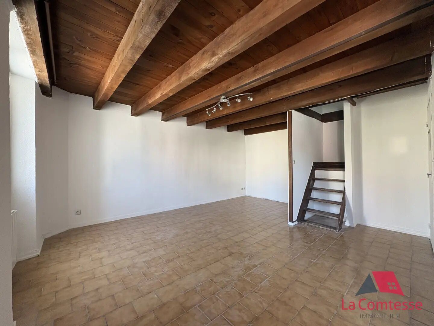 Appartement à louer, 70m², Aubagne