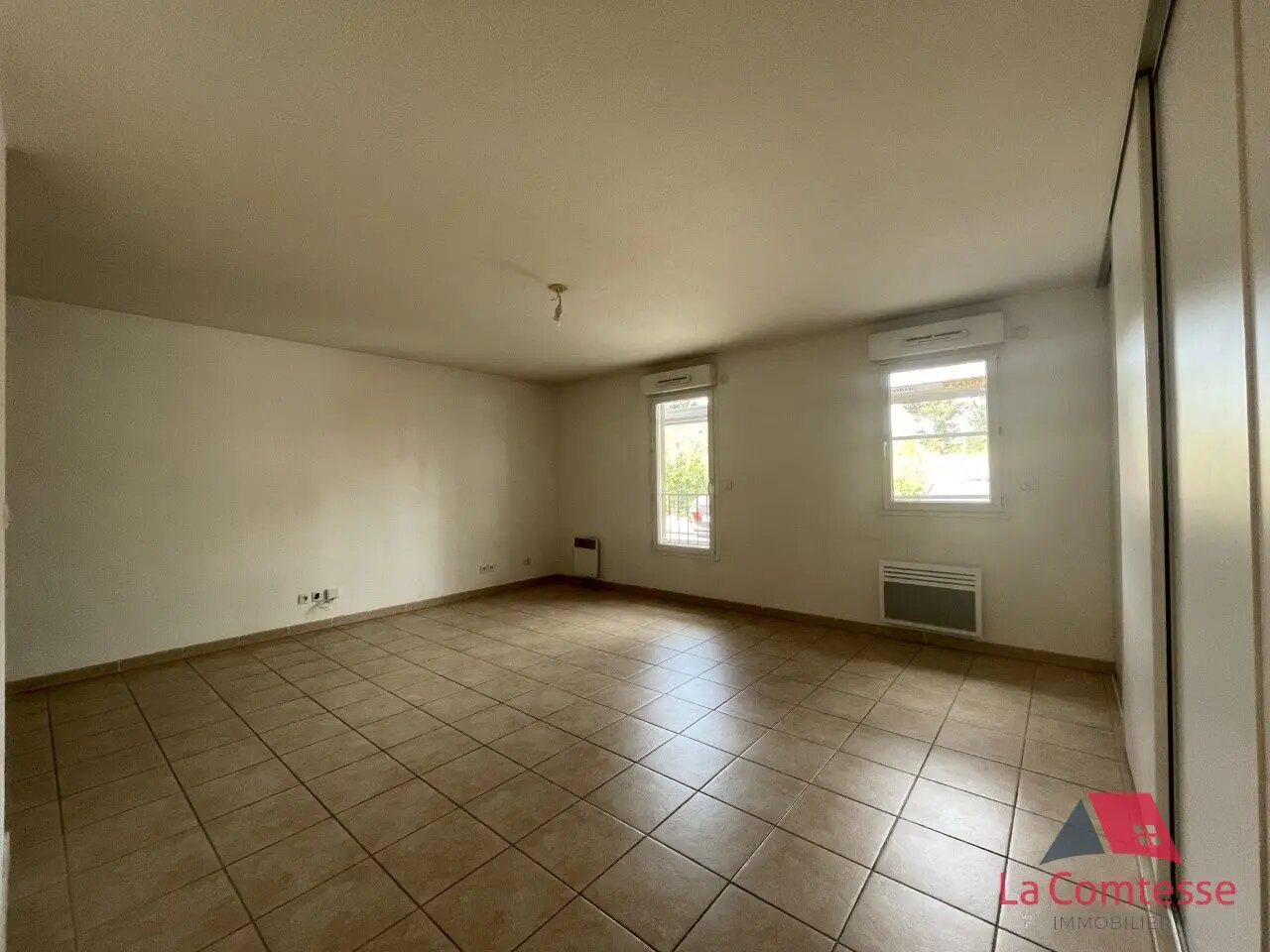 Appartement à louer, 35m², Aubagne