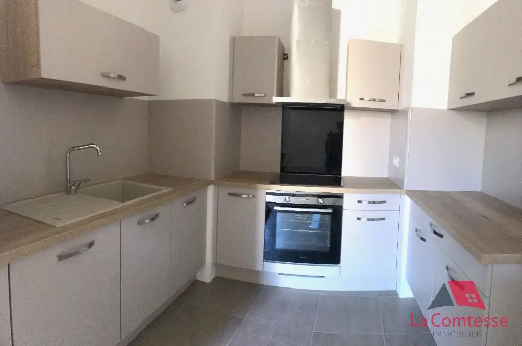 Appartement à louer, 63m², Meyrargues