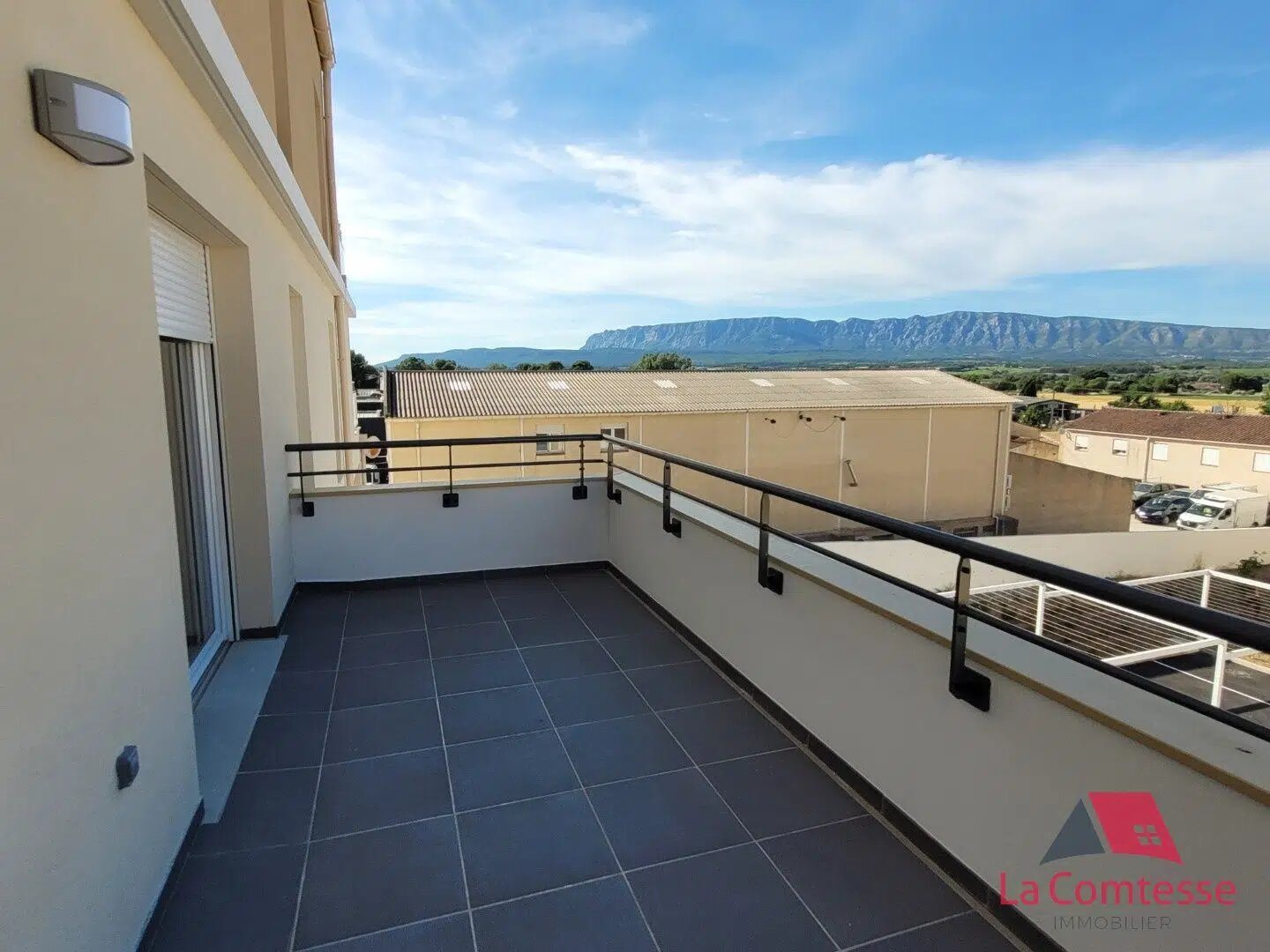 Appartement à louer, 47m², Trets
