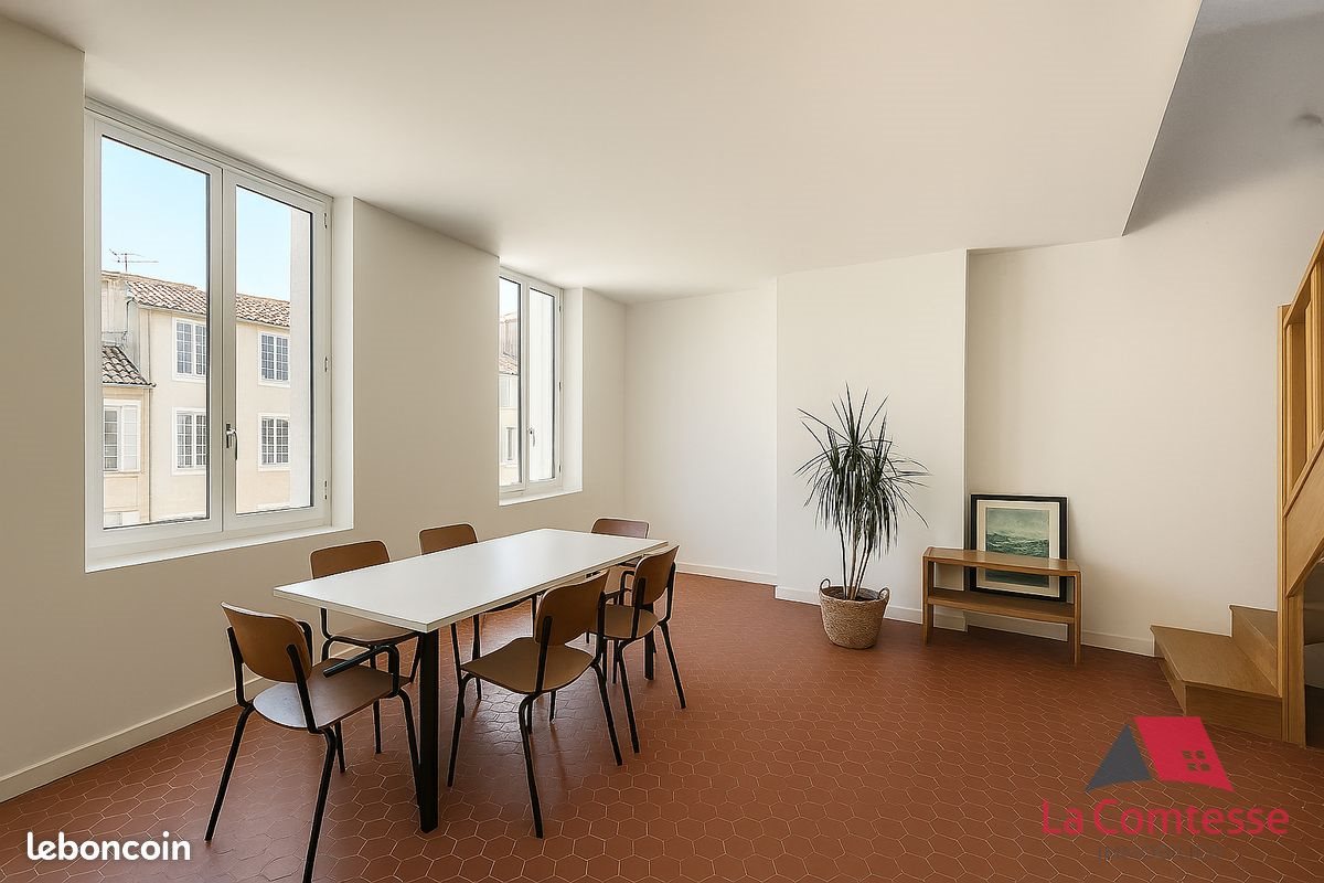 Appartement à louer, 64m², Marseille 5ème